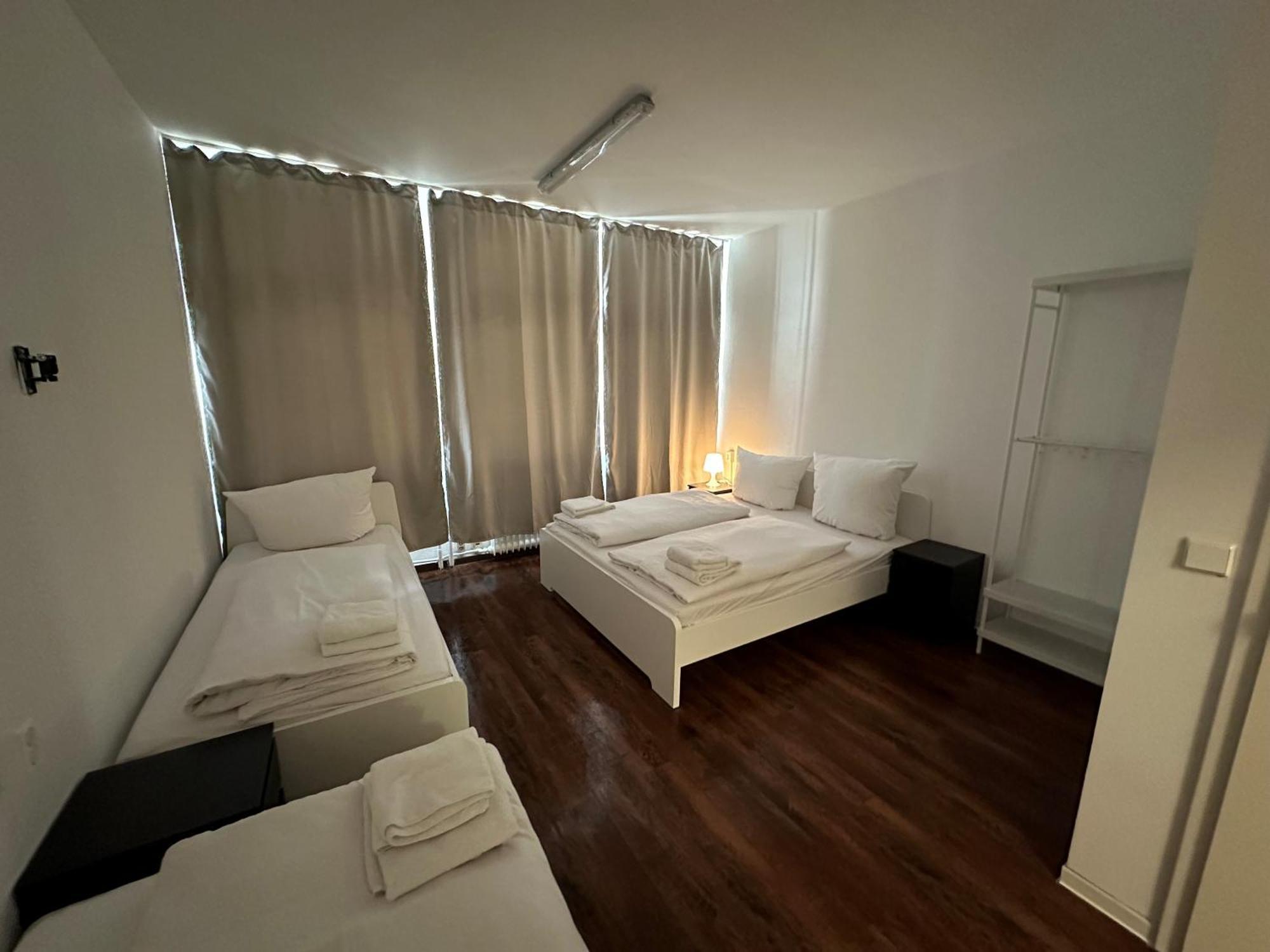 Potsdamer Inn Berlin Exterior photo